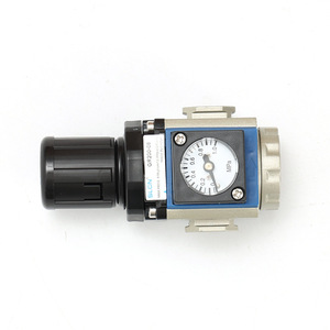 Válvula Reductora de Presión con Filtro de Aire, Separador de Agua y Aceite, Componente Neumático, Manómetro de 200 psi con Perilla Azul - Product Image 4