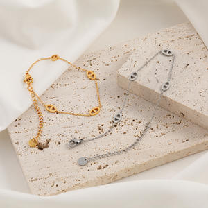 Bracelet extensible <span class=keywords><strong>de</strong></span> luxe léger <span class=keywords><strong>en</strong></span> or 18 carats avec éléments géométriques, polyvalent, <span class=keywords><strong>pour</strong></span> femme, <span class=keywords><strong>vente</strong></span> <span class=keywords><strong>en</strong></span> <span class=keywords><strong>gros</strong></span> - Product Image 4