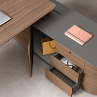 Bureau de direction hautement réglable avec réglage électrique de la hauteur, bureau en bois luxueux et moderne, bureau debout pour PDG