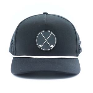 Gorra deportiva transpirable e impermeable de malla tipo trucker, de poliéster con perforaciones cortadas a láser, para golf, modelo The Other Cap - Product Image 2