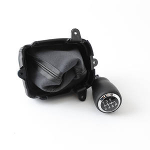 หัวเกียร์หนังสำหรับรถยนต์ฮอนด้า แอคคอร์ด 8 รุ่น MK8 ปี 08-14 ดีไซน์ตามหลักสรีรศาสตร์ พร้อมฝาครอบกันฝุ่น - Product Image 1