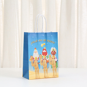 Bolsa de Regalo de Fiesta de los Tres Reyes Magos con Dulces Impresos - Bolsa de Papel Creativa y Portátil para Compras (Impresión Offset) - Product Image 3