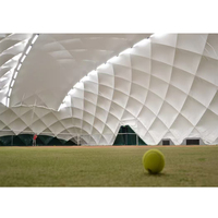 Structure de dôme gonflable en tissu membranaire PVDF de haute qualité pour toiture de stade de tennis multifonctionnel et architecture de bâtiment sportif