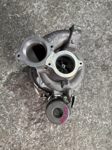 Original desmontado para Audi Q8 3,0 T Turbo parachoques importado rejilla delantera faro espejo retrovisor Puerta de coche Kit de carrocería de motor - Product Image 2