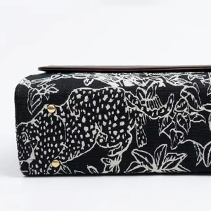 Antique Black White Style Women's Luxury Handbag Pu Leather Button Closure <b>Brown</b> Polyester Lining <b>Medium</b> Crossbody Shoulder Bag - Product Image 3