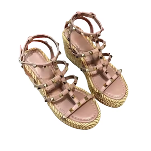 2025 New Designer Women Shoes Luxury Platform Chunky Genuine Leather Shoes Women's Sandals Anti-slip Rivet Lady Flat Sandals - Product Image 2