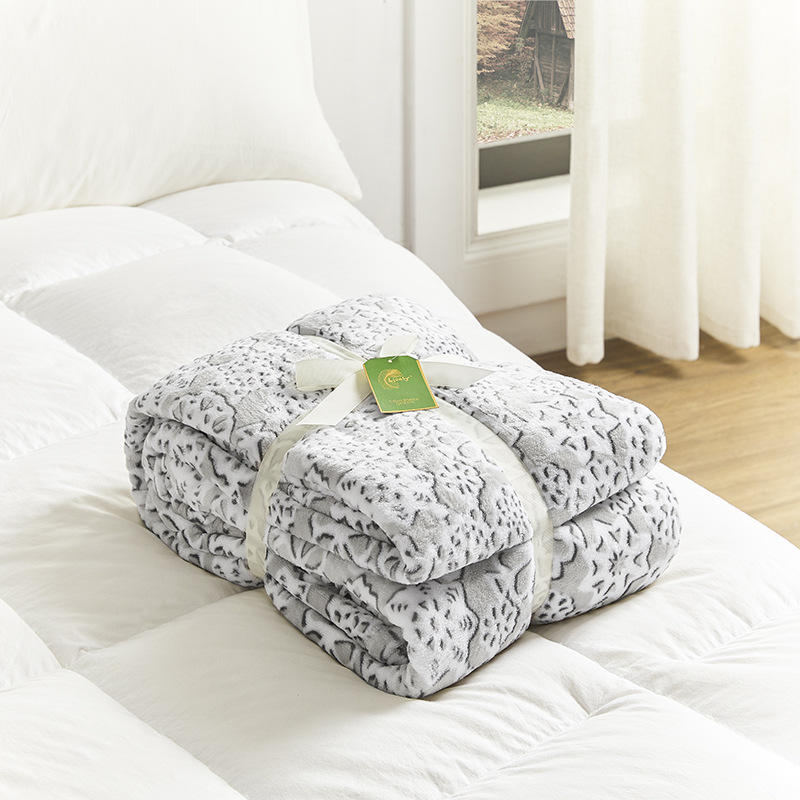 Snowflake paper cutting (1.53kg)