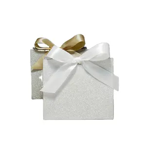 حقيبة هدايا ذهبية وفضية لامعة حقائب بريق للحلوى والشوكولاتة حقيبة ورقية صغيرة مفضلة لحفلات الزفاف