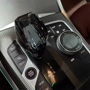 <span class=keywords><strong>Pommeau</strong></span> <span class=keywords><strong>de</strong></span> levier <span class=keywords><strong>de</strong></span> vitesses en cristal pour BMW G30 G32 G01 G08 G11 G12 I8 F01 F10 F20 F30 F32 F25 F26 F15 F16 X5 X6 Type à tige courte - Product Image 6