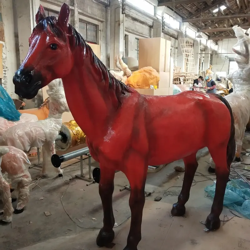 馬の彫刻発光グラスファイバー樹脂屋外等身大動物の彫刻庭のグラスファイバー装飾
