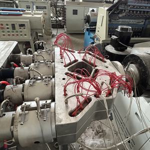 中古PVC壁パネル天井ボード製造機/木材床プロファイル押出生産ライン - Product Image 6