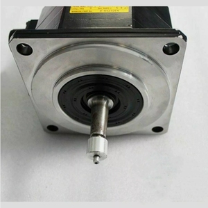 Motore Servo Fanuc A06B-0033-B677, Fornitura a Buon Prezzo, Sistema di Controllo CNC, 12 Mesi di Garanzia - Product Image 2