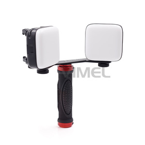 Luz LED Dental VIMEL de 75x75x28mm con Soporte para Teléfono para Fotografía Bucal - Product Image 2