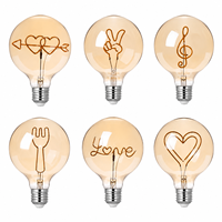 Ampoule LED Edison en verre ambré transparent en forme de lettre G125 LOVE personnalisable pour la décoration festive