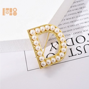 Broches con Letras A/B/C/D/E/F/G/H/I/J/K/L/M/N/O/P/Q/R/S/T/U/V/W/X/Y/Z, Broche Alfabeto - Product Image 6