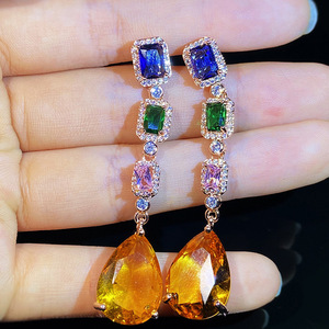 Orecchini Lunghi Vintage in Stile Barocco con Zirconi, Orecchini Pendenti con Gemme Colorate alla Moda per Donne - Product Image 1