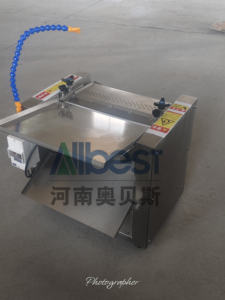 เครื่องปอกหนังปลาอัตโนมัติสแตนเลสแบบตั้งโต๊ะ สำหรับการแปรรูปเนื้อสัตว์ - Product Image 3