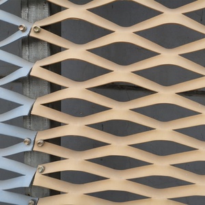 PVDF 코팅 알루미늄 확장 금속 메쉬 천공 용접 장식 메쉬 - Product Image 5