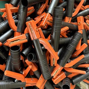 Porte-électrode de soudage en fer et plastique noir/<span class=keywords><strong>orange</strong></span> 300A/500A/600A, type industriel américain - Product Image 4