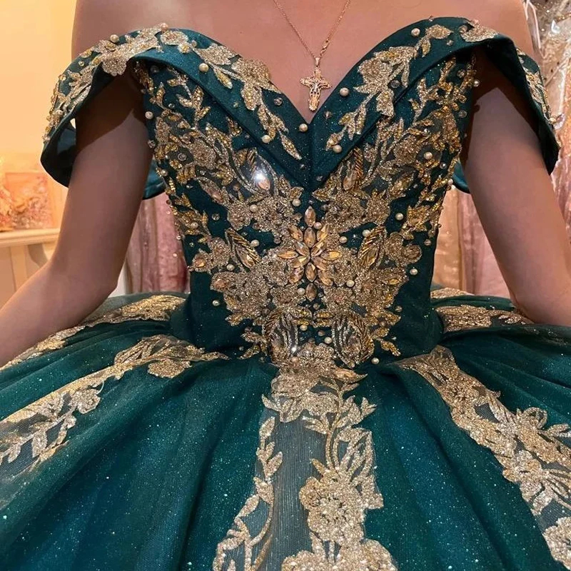 Emerald Green Off the Shoulder Quinceanera Dress with Gold Appliques for  Sweet 16 Ball Gown Elegance - Floor-Length Style