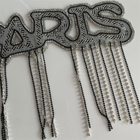 LETTRE DE PARIS À Paillettes Brillantes Personnalisées Conception Fer sur Patchs AVEC CHAÎNE DE POMPON