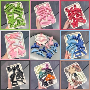 8-piece kadınlar için renkli plastik saç pençeleri Set saç aksesuarları tokalar kırmızı mavi pembe siyah - Product Image 4