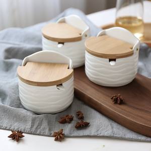 Contenitore per condimenti di erbe in porcellana cucina di casa cremagliera di bambù vasetto di spezie in ceramica Set di bottiglie di zucchero con vassoio in legno e coperchi - Product Image 4