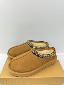 รองเท้าบูทหุ้มข้อแฟชั่นฤดูหนาวแบบลำลอง ทำจากหนังขนสัตว์ ออกแบบโดยดีไซเนอร์ของแบรนด์ รุ่นใหม่ทันสมัย - Product Image 3