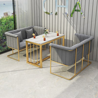 Canapé deux places de style nordique de luxe pour restaurant, ensemble table et chaises pour réception d'hôtel et salle à manger professionnelle