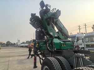 <span class=keywords><strong>Camion</strong></span> grue à flèche repliable HOWO 8X4 de 20 tonnes, grue à flèche repliable de <span class=keywords><strong>43</strong></span> tonnes, capacité de levage lourde - Product Image 4