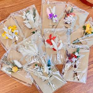 การ์ดมินิมอลสไตล์โบโฮประดับดอกยิปโซฟิล่าแห้ง สำหรับบันทึกขอบคุณ ของขวัญวันเกิด ของขวัญคริสต์มาส - Product Image 3