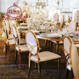Elegante salón de banquetes con marco dorado de acero inoxidable, silla para eventos - Product Image 2