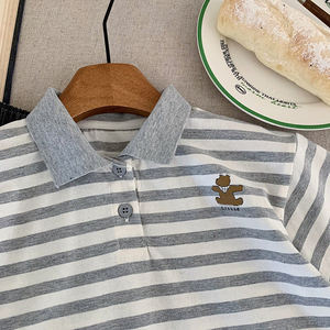 Polo à manches courtes pour garçons, T-shirt rayé pour enfants, nouveau style d'été, haut tendance à motif de dessin animé pour jeunes enfants - Product Image 1