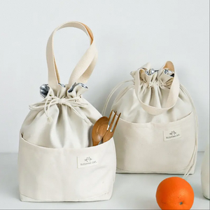 Bolsa enfriadora de alimentos personalizada de lona Bolsas de almuerzo con aislamiento térmico con cordón - Product Image 1