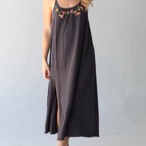 Robe longue en lin pour femme OEM, élégante et décontractée pour l'été, avec broderie, taille naturelle, en coton écologique et lavable - Product Image 3