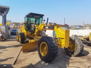 รถเกรดเดอร์ 4WD CAT 140K พร้อมริปเปอร์หลัง รถขูดงานหนัก เครื่องจักรปรับระดับพื้นที่เหมือง สำหรับการค้าต่างประเทศ - Product Image 5