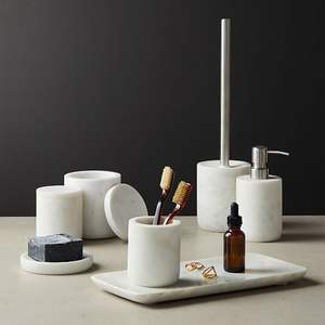 Ensemble de salle de bain moderne nordique écologique en six pièces, distributeur de savon en résine rustique, accessoires de toilette en polyrésine - Product Image 6