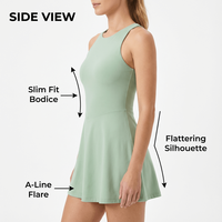 Débardeur de tennis sans manches pour femme, design superposé avec découpes, coupe ajustée, parfait pour la salle de sport, le yoga et la course à pied
