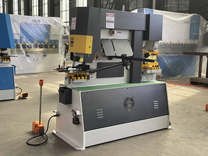 AOXUANZG Q35Y-16 Presse hydraulique automatique personnalisée de 60 tonnes pour le découpage et le poinçonnage du fer - Product Image 2