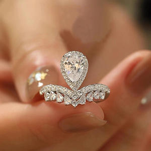 Anneaux en argent S925 avec fleur de couronne et moissanite, entièrement sertis, design royal noble haut de gamme, anneau de luxe léger, anneaux de fiançailles et de mariage - Product Image 2