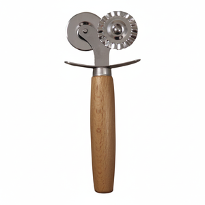 Utensili per Pasta in Acciaio Inossidabile con Manico in Legno di Faggio da 16 cm, Funzionali e Semplici, per Creare Forme Veloci e Definite - Product Image 2