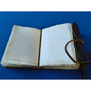 Diario de Cuero Antiguo Hecho a Mano de Alta Calidad con Papeles Vintage, Última Colección para la Escuela y Viajes, Diario de Regalo - Product Image 2