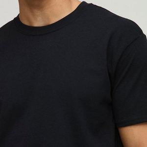 T-shirt Homme Col Rond Coupe Classique 100% Coton Personnalisable avec Logo sur le Devant, Anti-Boulochage et Respirant - Product Image 3