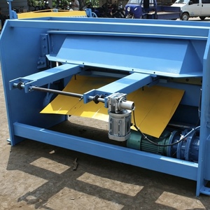 Machine <span class=keywords><strong>de</strong></span> découpe électrique CNC pour la fabrication <span class=keywords><strong>de</strong></span> conduits carrés HVAC - Product Image 6