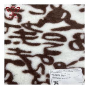 Одежда из искусственного меха кролика - Product Image 2