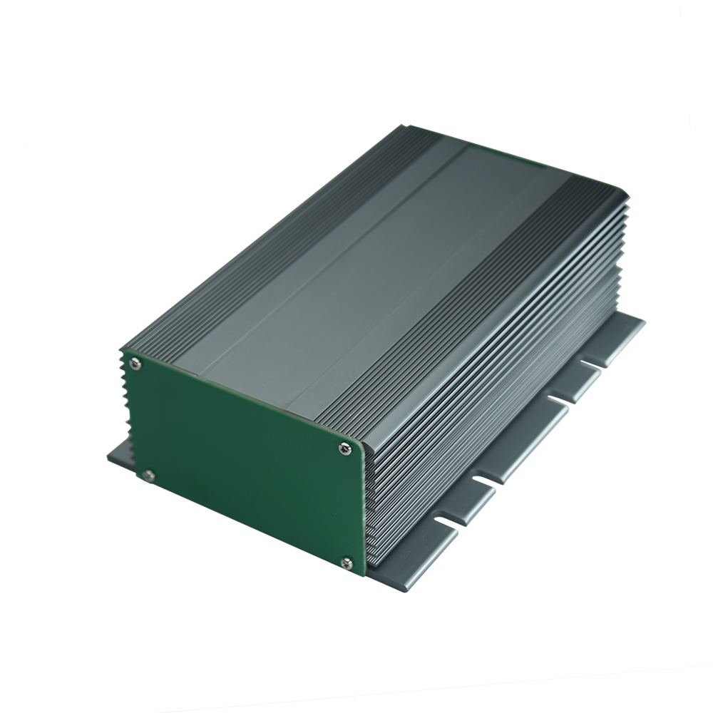 สีเทาเข้ม