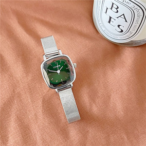 Orologio Multifunzionale da <span class=keywords><strong>Donna</strong></span> Personalizzato alla Moda 2024 Vintage Piccolo <span class=keywords><strong>Milano</strong></span> con Movimento al Quarzo di Alta Qualità - Product Image 2