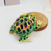 SHINNYGIFTS Boîte à bibelots en forme de grenouille cornée émaillée peinte - Plaqué or - Figurine d'animal en métal 3D durable - Décoration d'intérieur - Cadeau