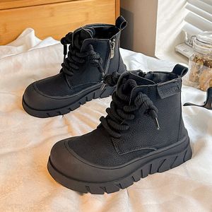 Nuove <span class=keywords><strong>Scarpe</strong></span> Invernali per Bambini 2025 con Suola Antiscivolo, Alta Qualità, Morbido PU, Calde, Altezza alla Caviglia, Stivali Piatti e Leggeri per Ragazzi e Ragazze - Product Image 2