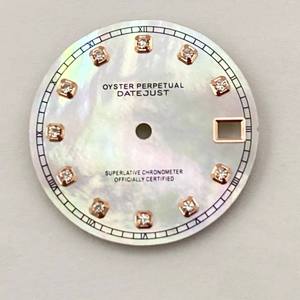 NH35 New Pearl 28.5mm White Diamond - El dial del reloj calibre NH35 está hecho de acero inoxidable con nácar. - Product Image 3